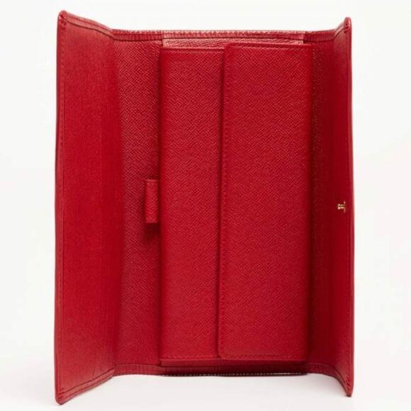LOUIS VUITTON | Epi Leather Porte Trésor International Wallet Red Textured - Picture 2 of 13